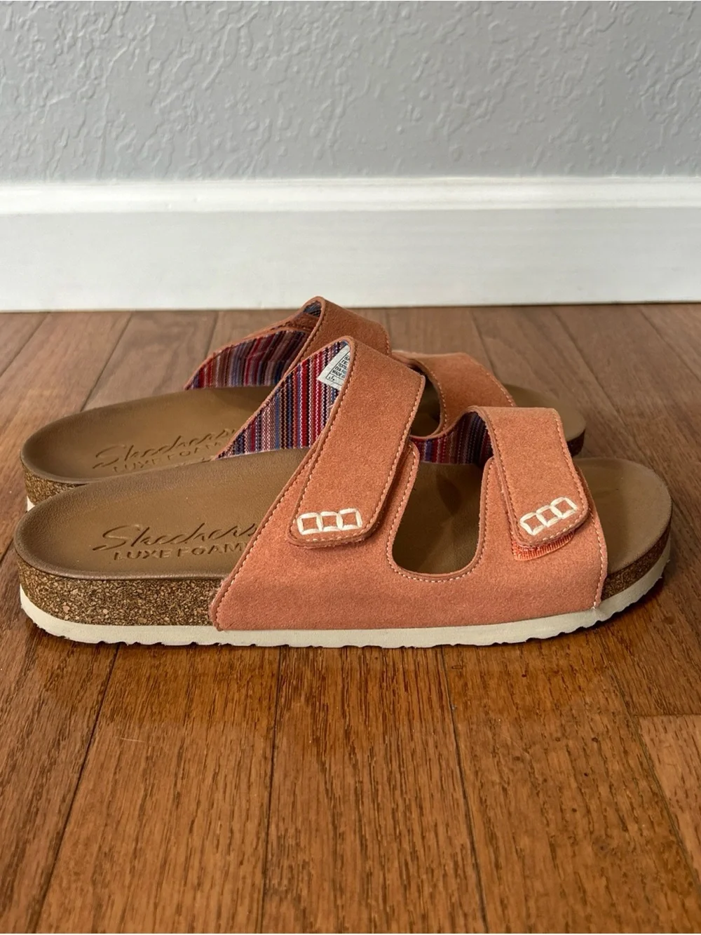 Skechers Fresh Spirit Sandals Slides Luxe Foam Women’s Size 7 Coral